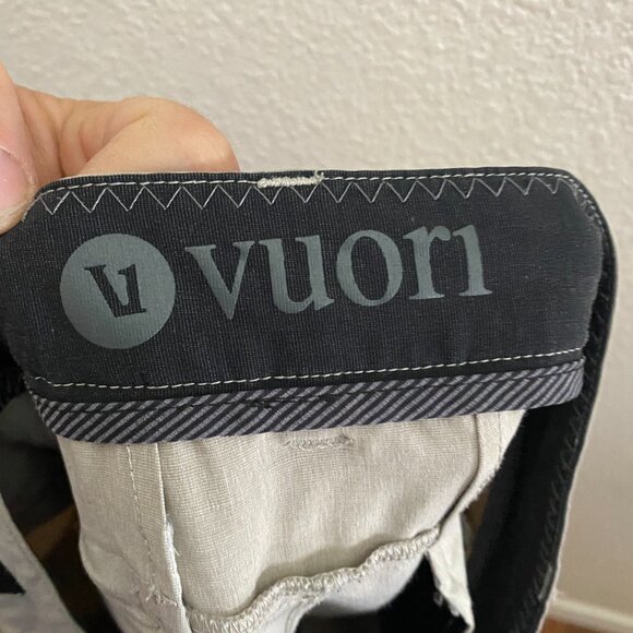 Vuori Aim Pant Pants 32 Inch Inseam Men's 33 / 34 Khaki Gray Color Golf Casual - Picture 5 of 7